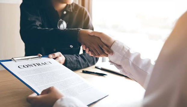 What to Check Before Signing a Job Contract